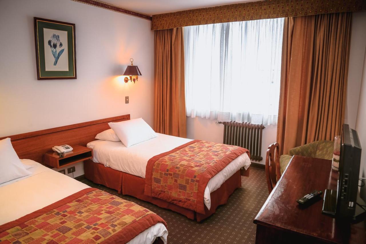 Hotel Los Navegantes ปุนตาอาเรนาส ภายนอก รูปภาพ