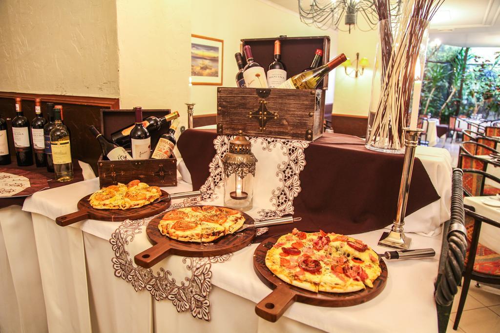 Hotel Los Navegantes ปุนตาอาเรนาส ภายนอก รูปภาพ