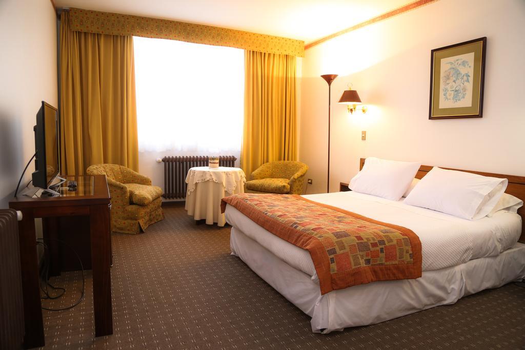 Hotel Los Navegantes ปุนตาอาเรนาส ภายนอก รูปภาพ
